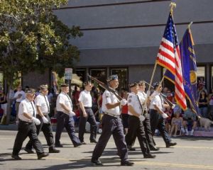 Modesto_Veteran_Day_Parade